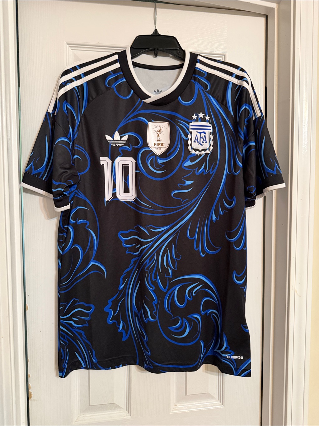 Adidas Men’s Black & Blue Argentina Messi #10 Soccer/Football Jersey